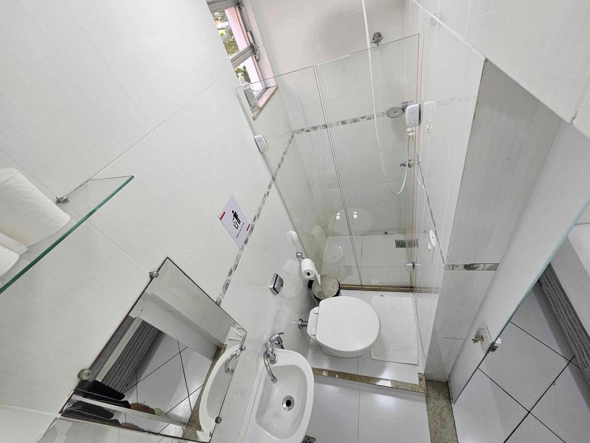 Quarto Privativo Em Condominio Рио-де-Жанейро Экстерьер фото
