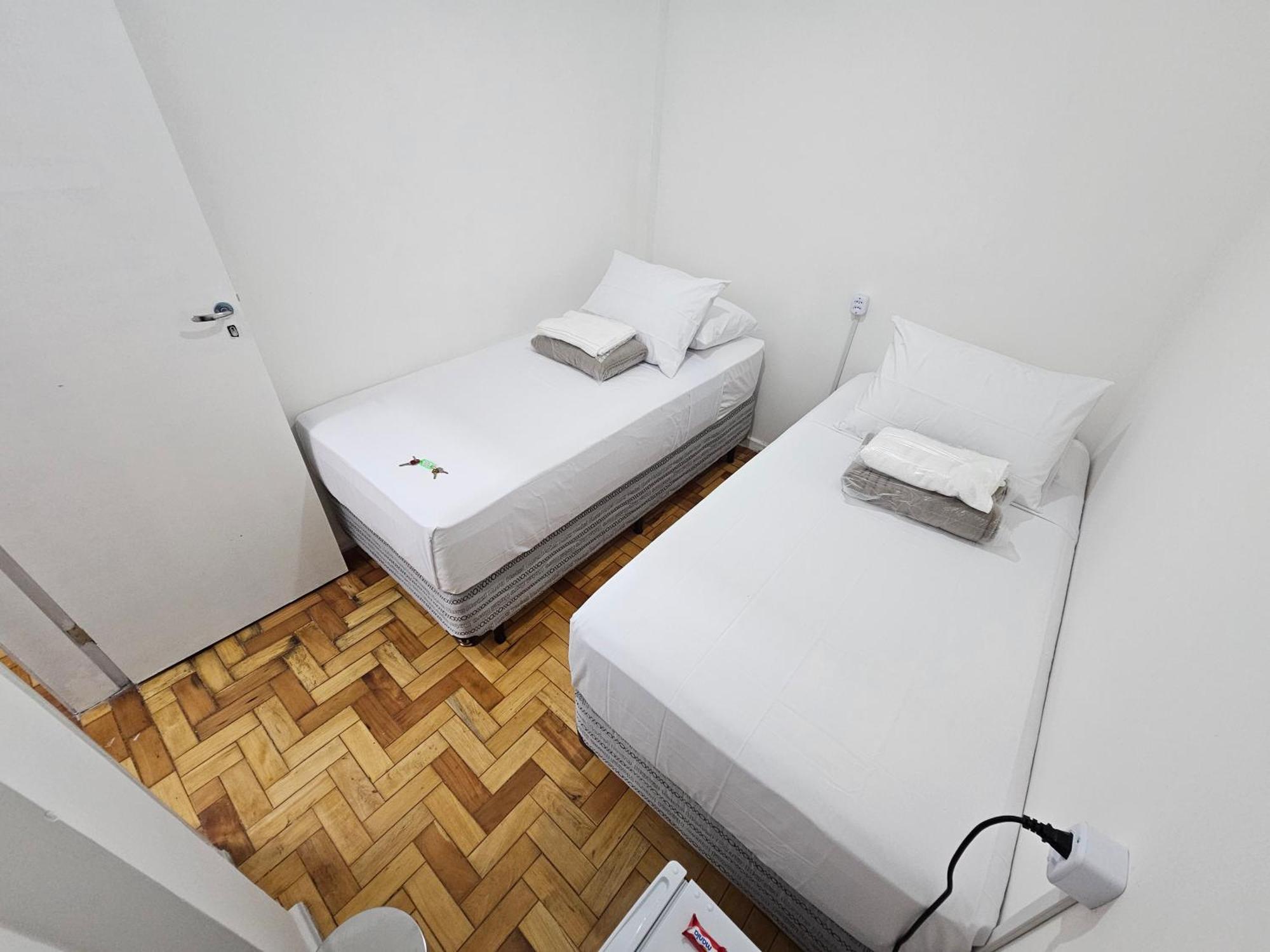 Quarto Privativo Em Condominio Рио-де-Жанейро Экстерьер фото